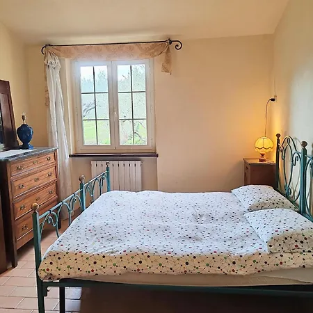 Dom wakacyjny In Umbria Near Vineyards *